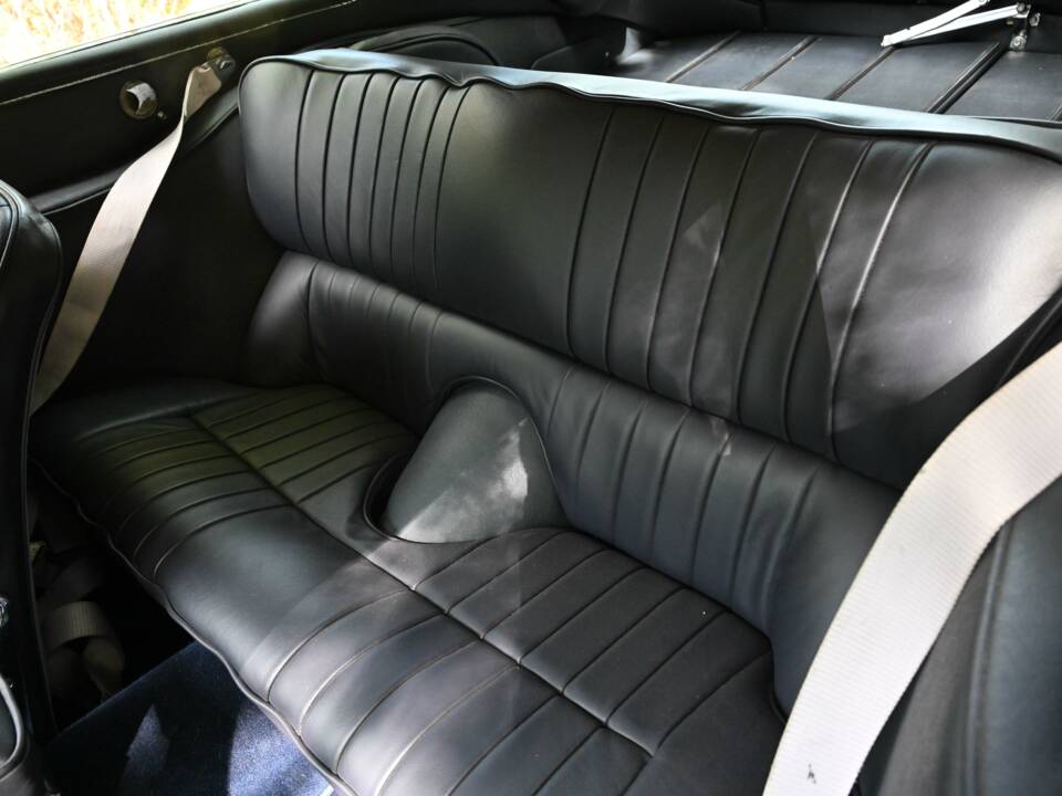 Image 42/50 of Jaguar E-Type (2+2) (1966)