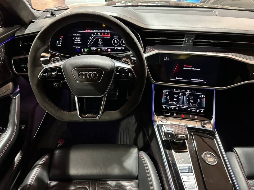 Bild 15/19 von Audi RS6 Avant (2022)