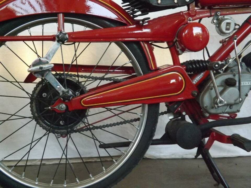 Image 9/50 de Moto Guzzi Cardellino 65 (1955)