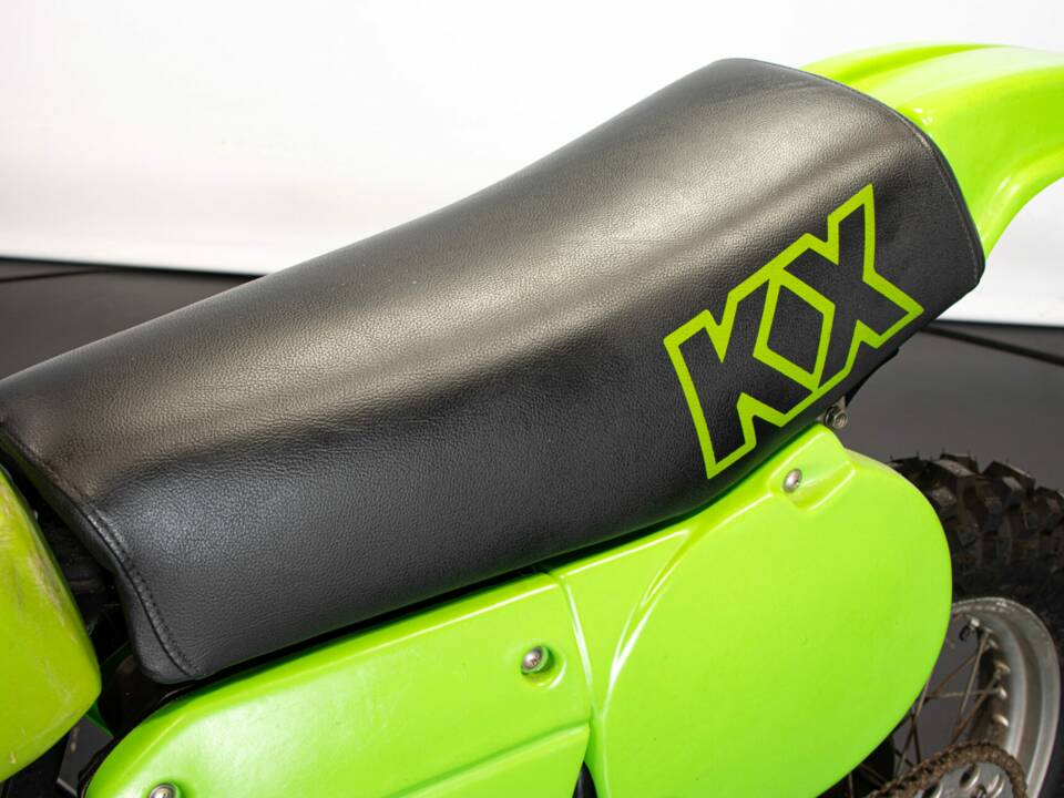Image 37/40 de Kawasaki KX 250 (1980)