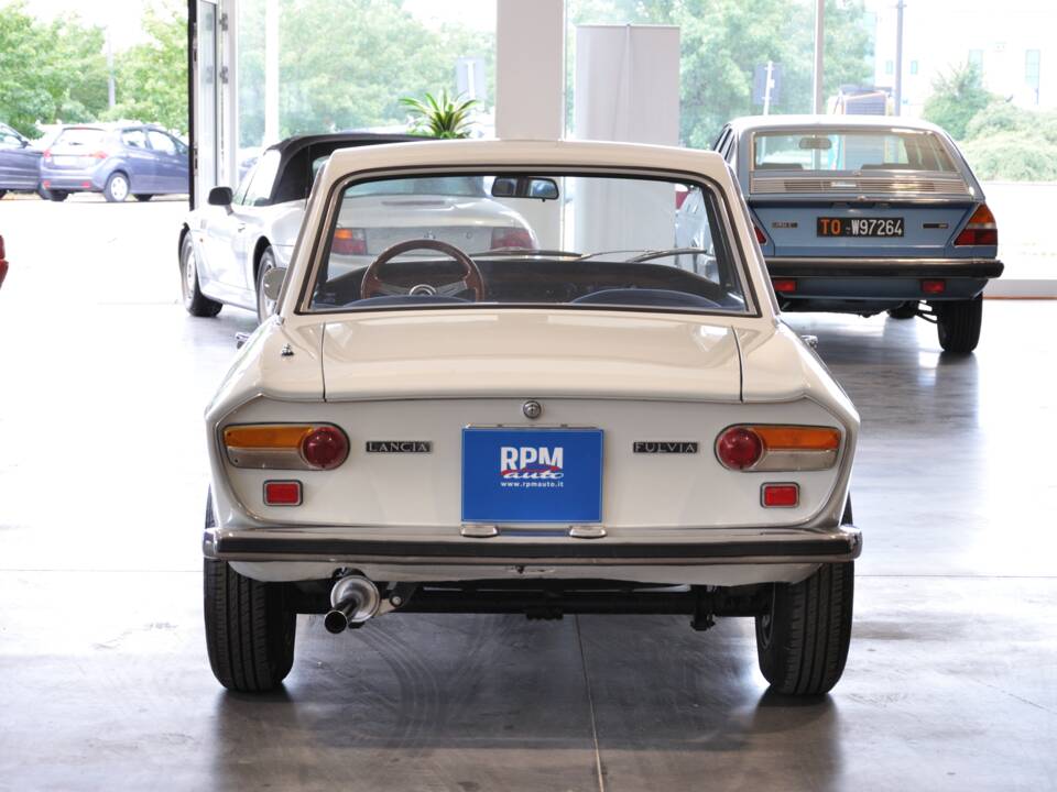 Image 4/32 of Lancia Fulvia 1.3 S (1973)