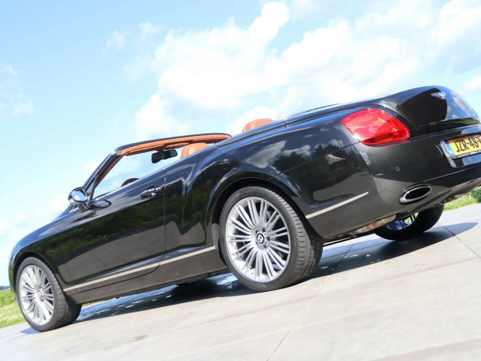 Bild 6/50 von Bentley Continental GTC (2007)