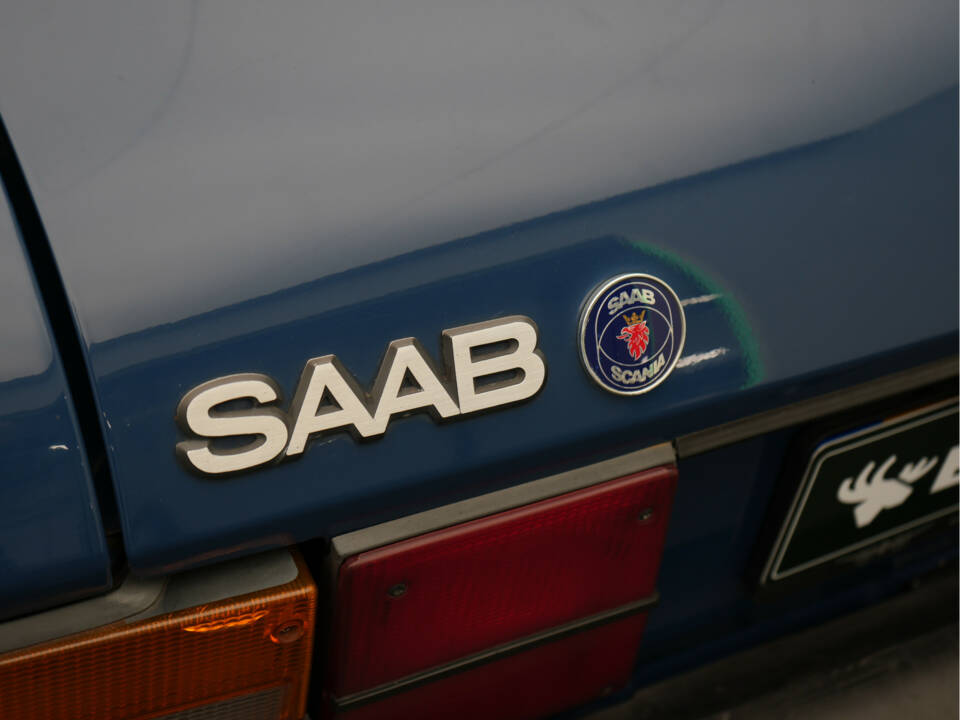 Imagen 31/37 de Saab 900 (1990)