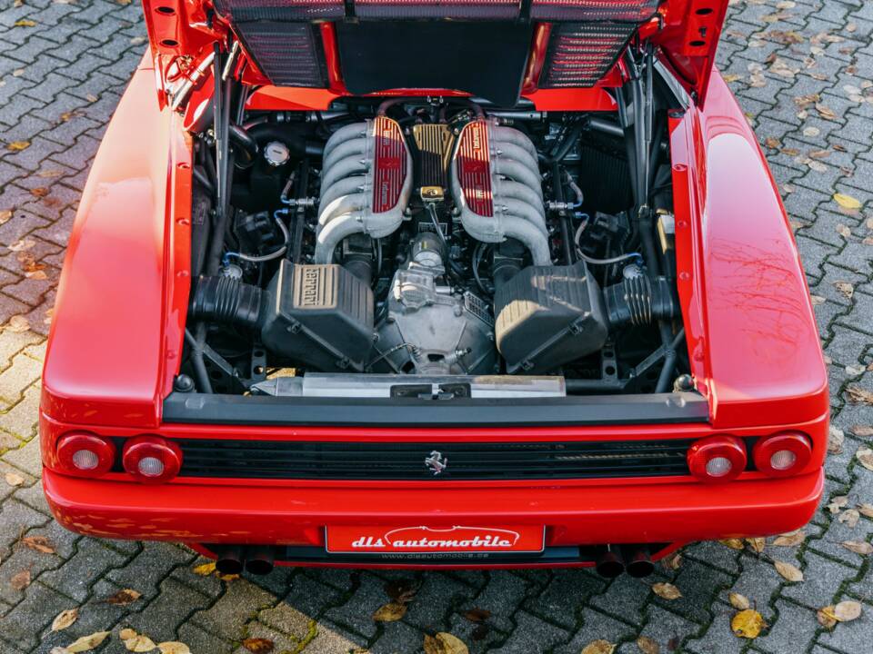 Bild 39/50 von Ferrari 512 M (1995)