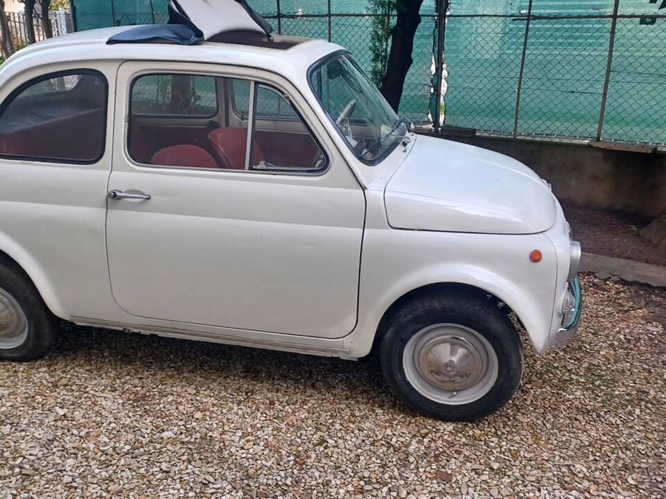 Image 7/30 of FIAT 500 F (1969)