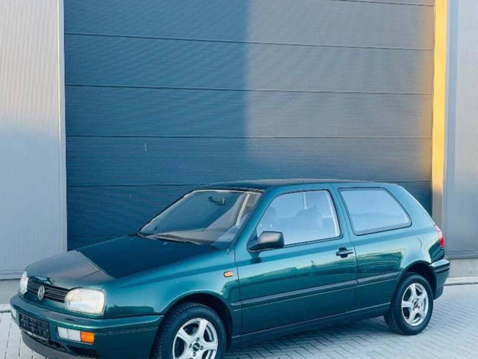 Image 1/16 of Volkswagen Golf III 1.8 (1996)