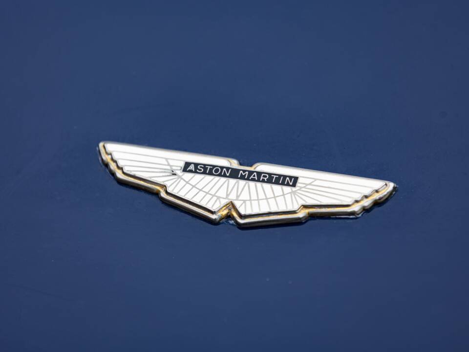 Bild 24/29 von Aston Martin V8 Volante (1980)