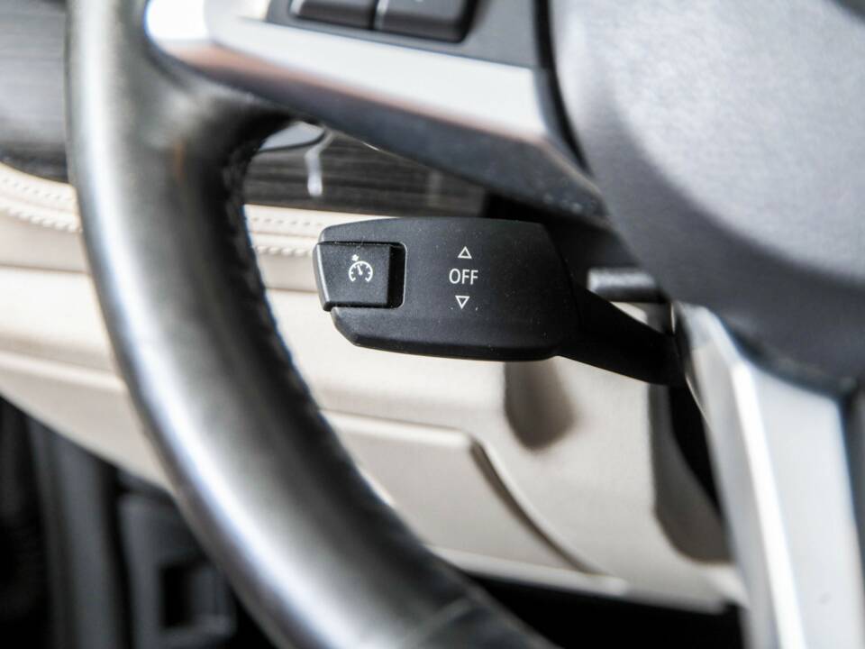 Image 28/50 of BMW Z4 sDrive23i (2009)