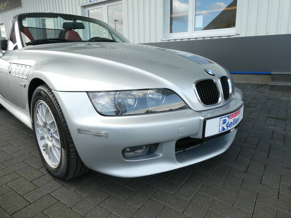 Image 19/21 of BMW Z3 2.2i (2001)