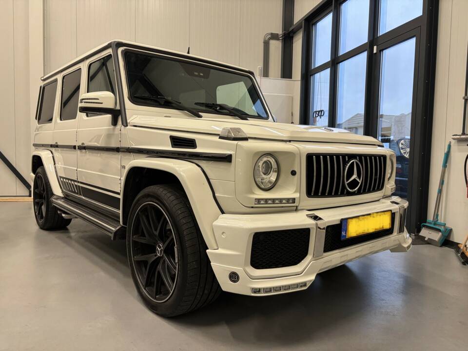 Image 3/53 of Mercedes-Benz G 55 AMG Kompressor (LWB) (2009)