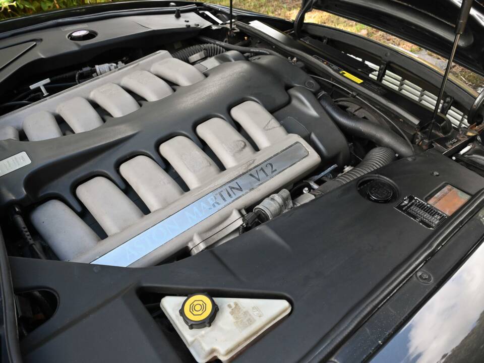 Image 5/50 de Aston Martin DB 7 Vantage (2002)