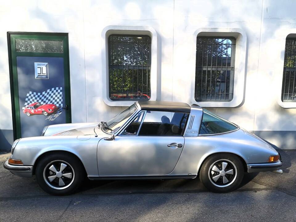 Image 10/50 of Porsche 911 2.2 E (1971)