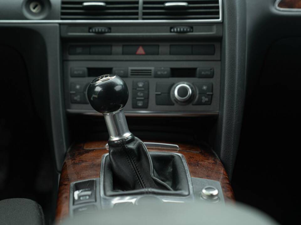 Bild 50/50 von Audi A6 2.7 T allroad quattro (2006)