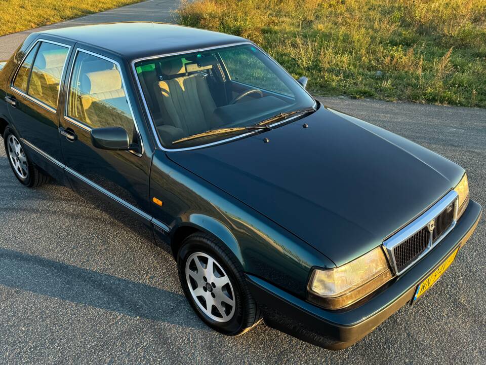 Image 3/74 of Lancia Thema I.E. (1991)