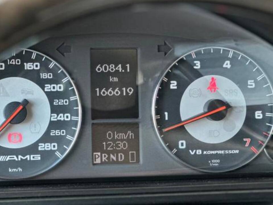 Imagen 16/48 de Mercedes-Benz G 55 AMG Kompressor (LWB) (2009)
