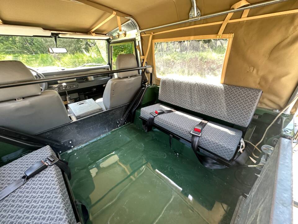 Image 50/64 of Land Rover Defender 90 Td5 (1999)