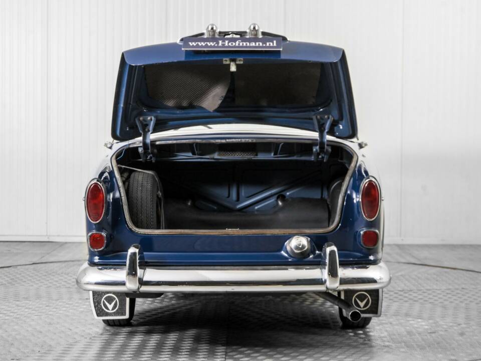 Image 38/50 de Volvo P 121 (1960)