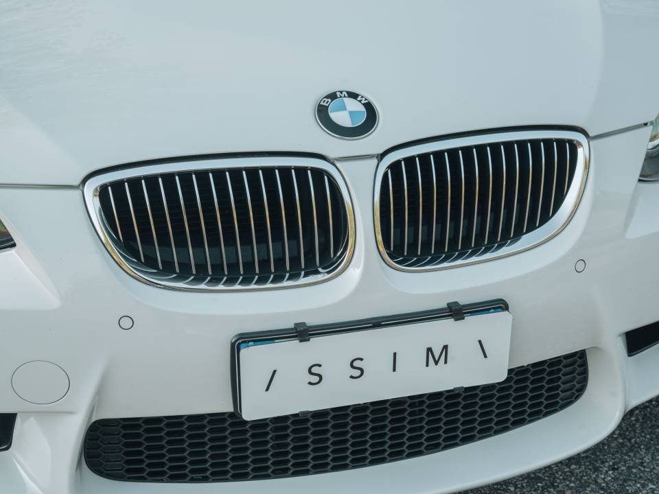 Afbeelding 12/70 van BMW M3 (2009)