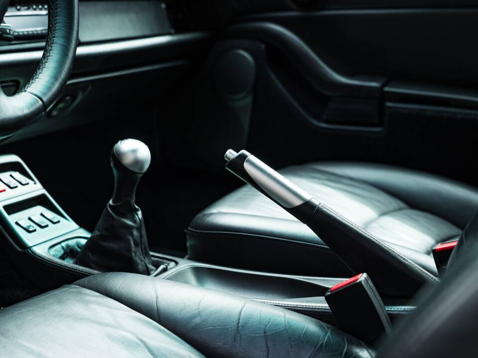 Bild 36/50 von Porsche 911 Turbo (1996)