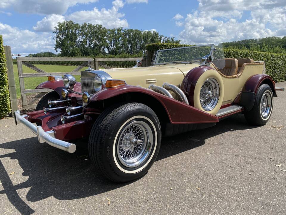 Image 3/8 of Excalibur Phaeton Series III (1978)
