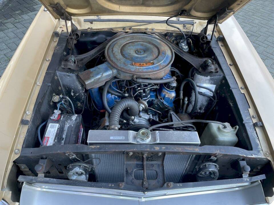 Image 18/36 of Ford Mustang 200 (1968)