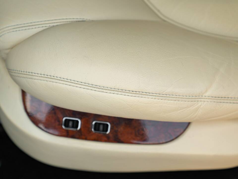 Immagine 25/50 di Bentley Arnage Red Label (1999)