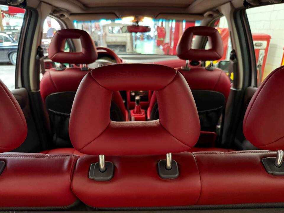Image 21/21 of Mercedes-Benz A 160 "F1 Häkkinen Edition" (1998)