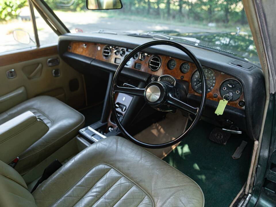 Obraz 30/50 pojazdu Bentley T 1 (1973)