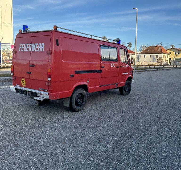 Image 6/7 of Mercedes-Benz T1 310 (1992)