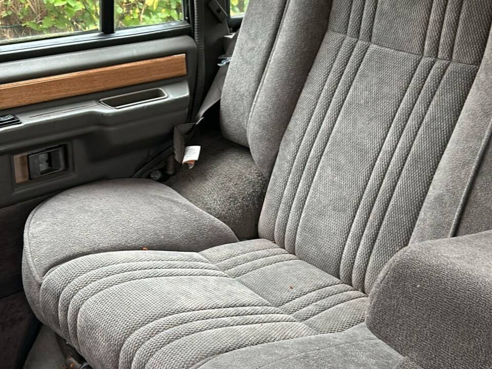 Bild 9/51 von Land Rover Range Rover Classic Vogue EFI (1989)