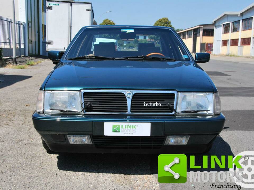 Imagen 2/10 de Lancia Thema I.E. Turbo (1986)