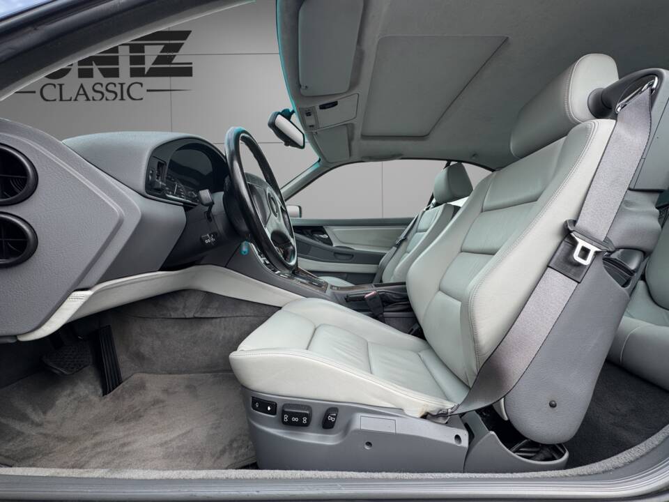 Image 9/27 of BMW 840Ci (1994)