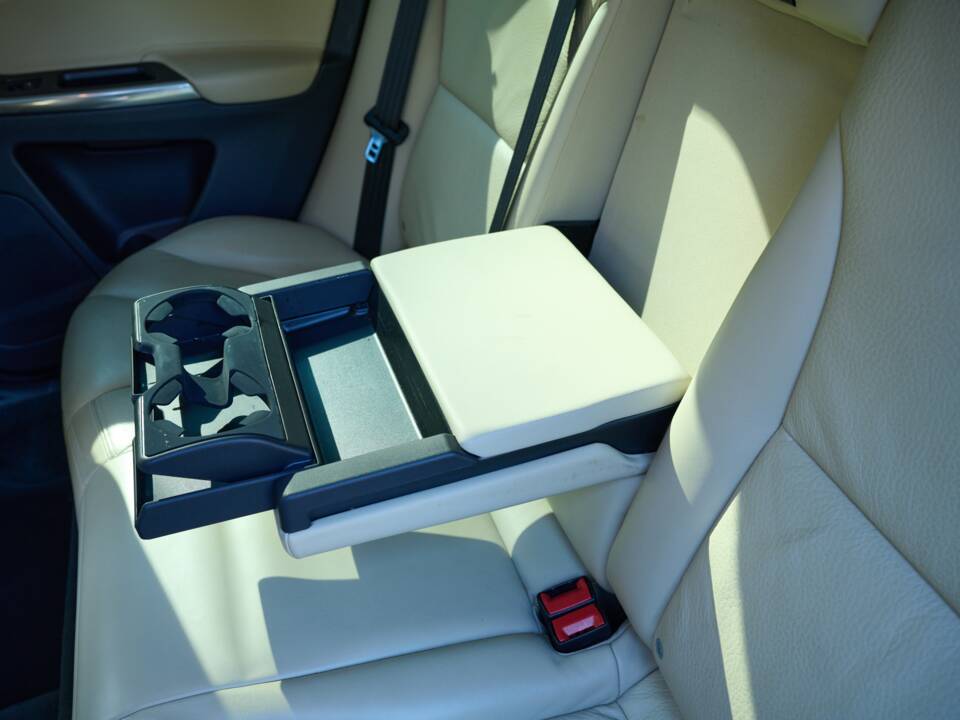Image 30/50 of Volvo XC60 T5 (2013)