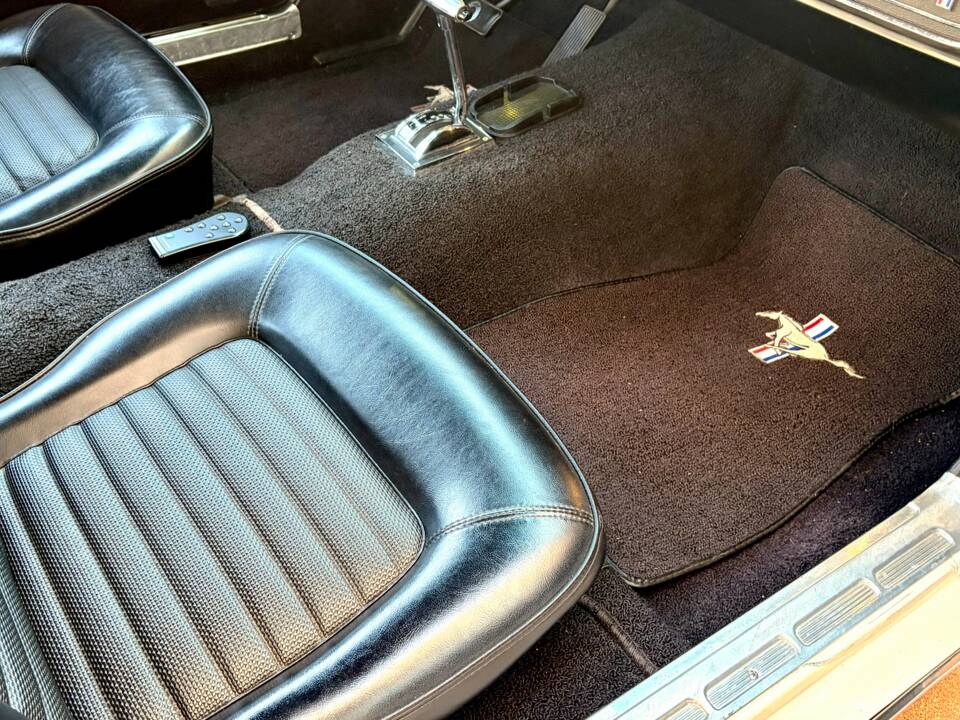 Image 11/18 of Ford Mustang 289 (1965)