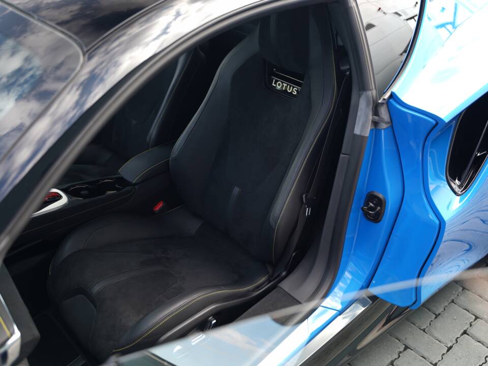 Bild 16/50 von Lotus Emira (2023)