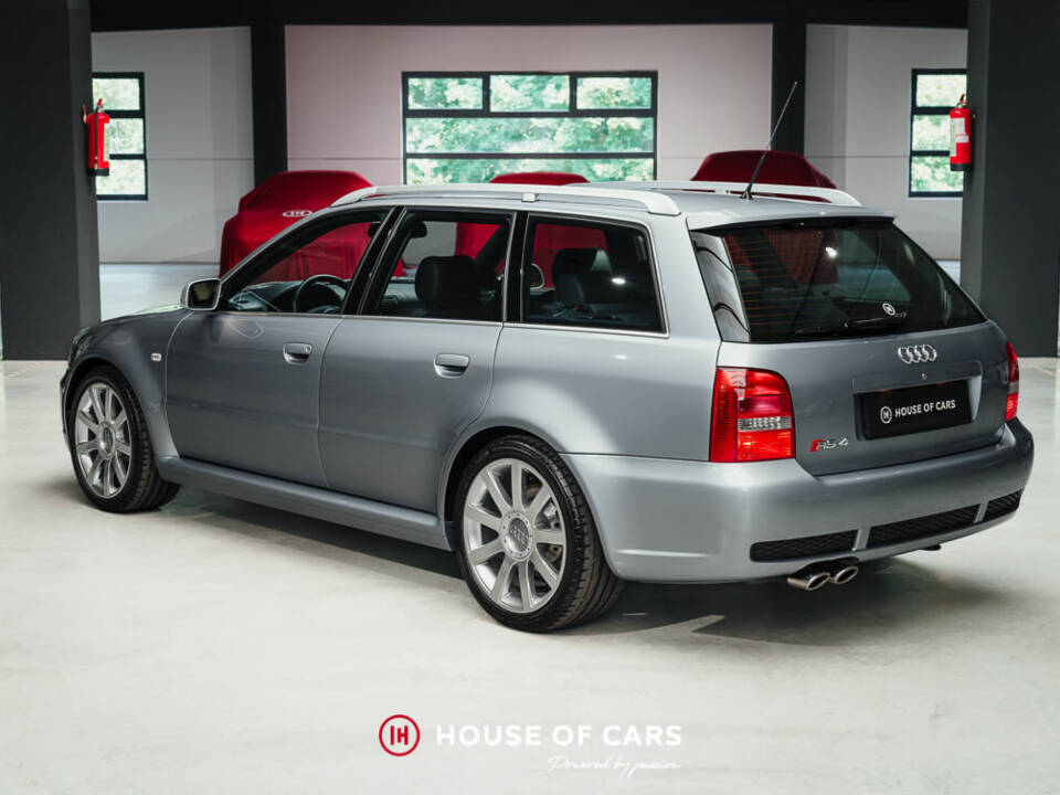Image 9/25 de Audi RS4 Avant (2001)
