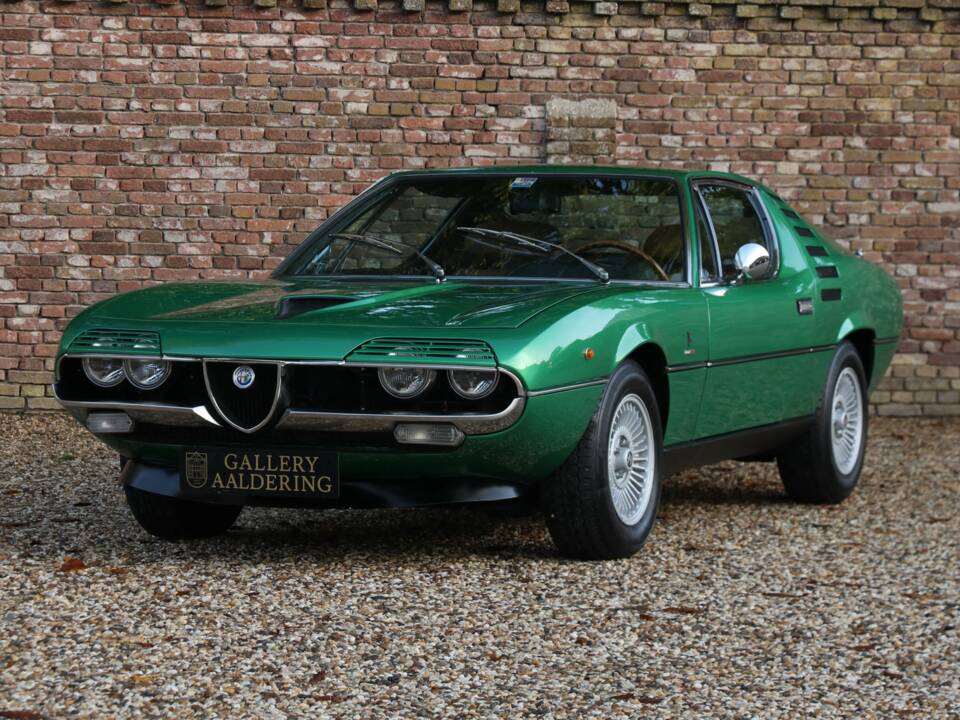 Image 13/50 of Alfa Romeo Montreal (1973)