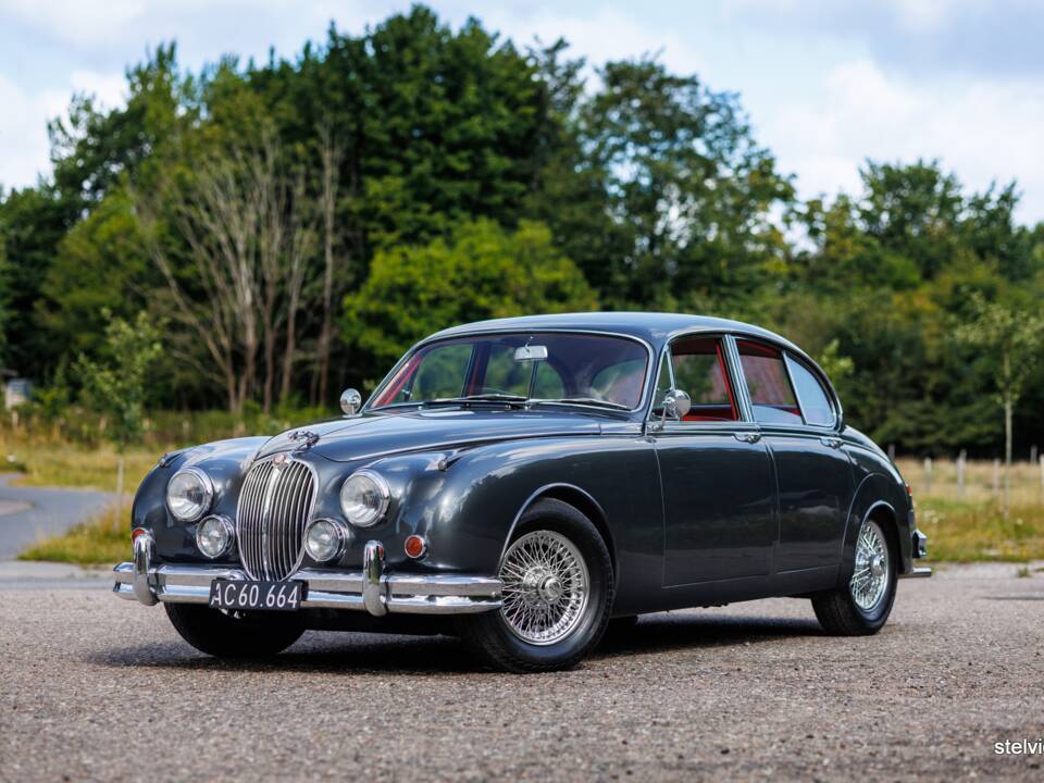 Bild 2/55 von Jaguar Mk II 3.8 (1963)