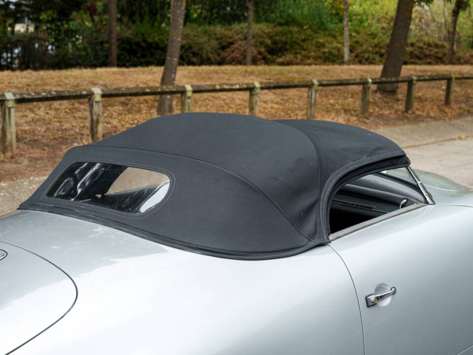 Image 10/35 of Porsche 356 1500 Speedster (1954)