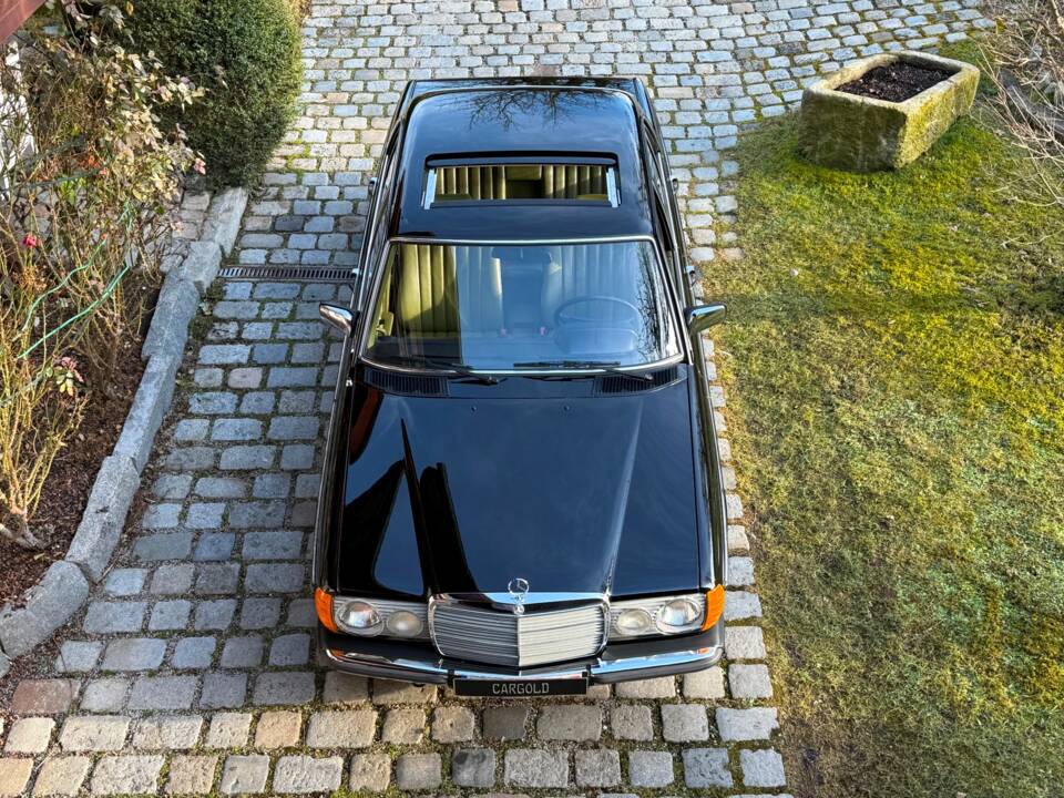 Bild 5/24 von Mercedes-Benz 200 D (1981)