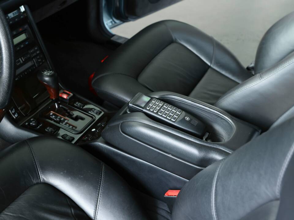 Bild 24/50 von Mercedes-Benz S 600 L (1999)