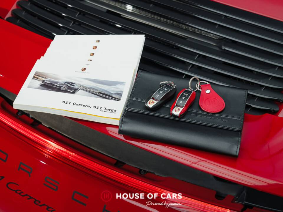 Afbeelding 24/24 van Porsche 911 Carrera 4 GTS (2015)