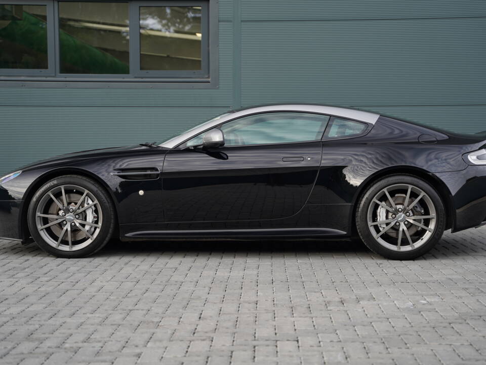 Imagen 6/50 de Aston Martin V8 Vantage N430 (2016)