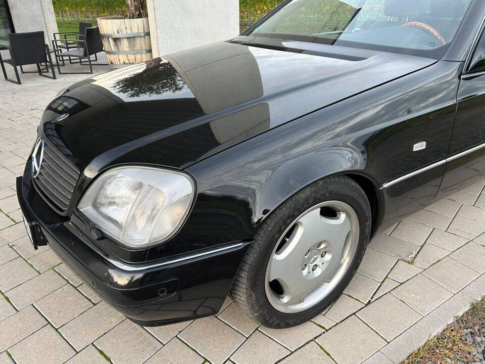 Bild 13/18 von Mercedes-Benz CL 600 (1998)