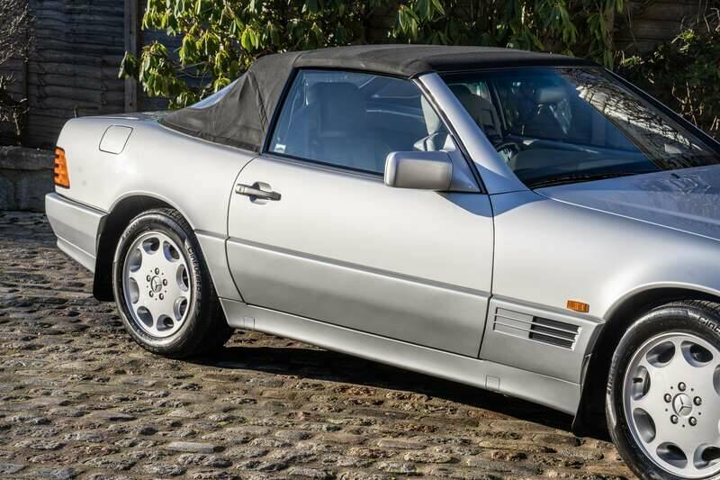 Bild 13/31 von Mercedes-Benz SL 320 (1993)