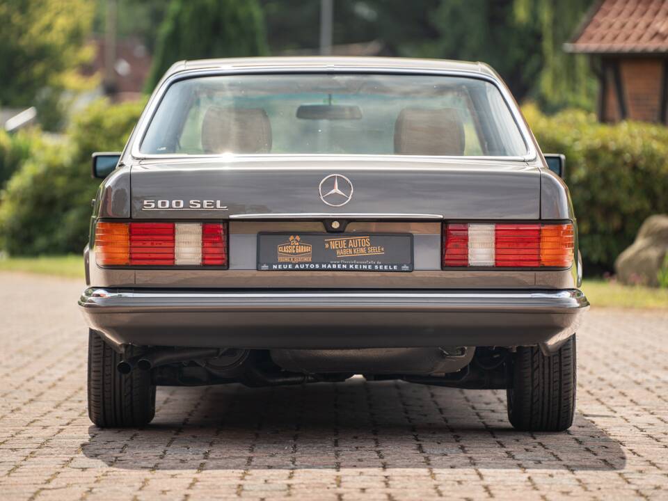Bild 15/76 von Mercedes-Benz 500 SEL (1985)