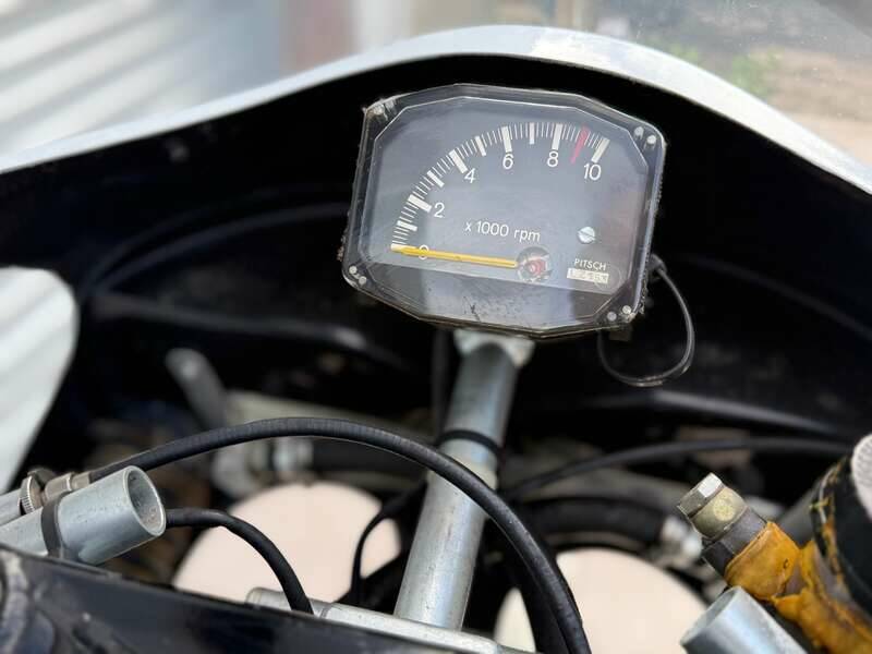 Image 14/42 of Triumph T 150 V Trident (1973)
