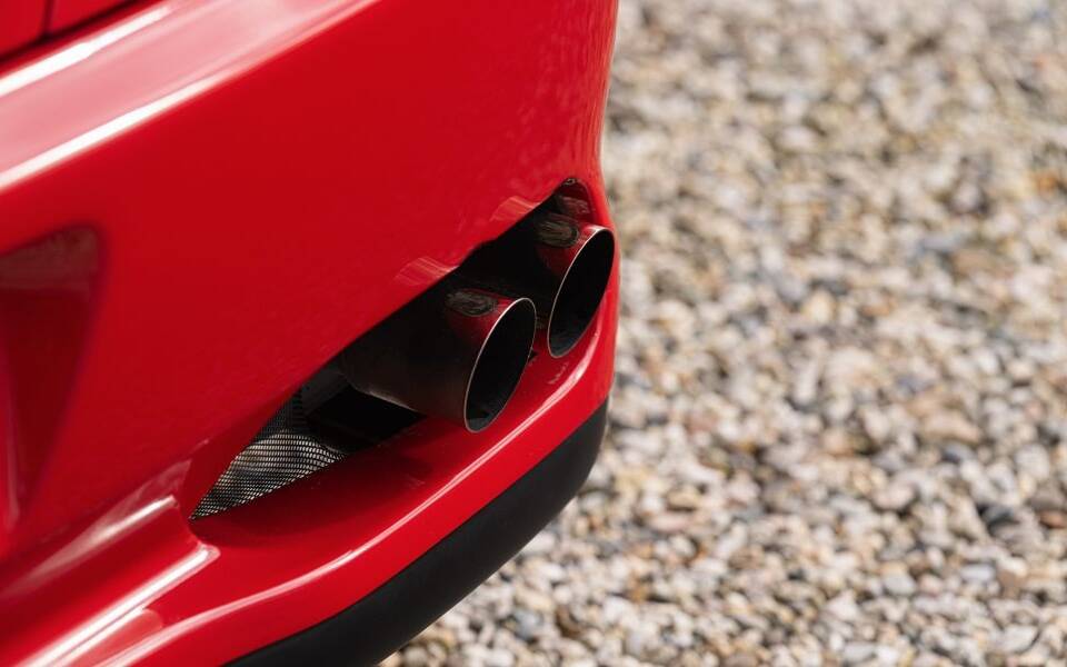 Bild 12/49 von Ferrari 550 Maranello (2000)