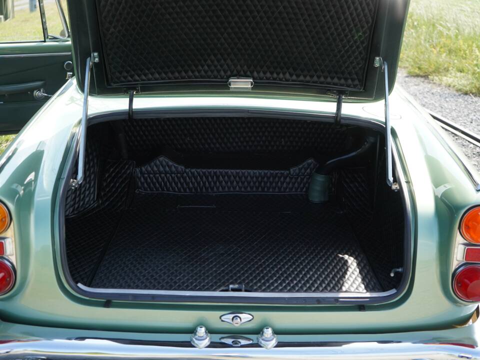 Image 56/75 of Maserati 3500 GT Touring (1961)
