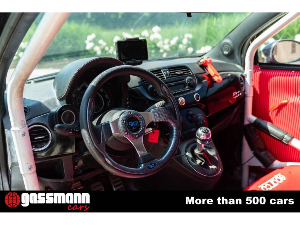Imagen 13/15 de Abarth 500 (2009)